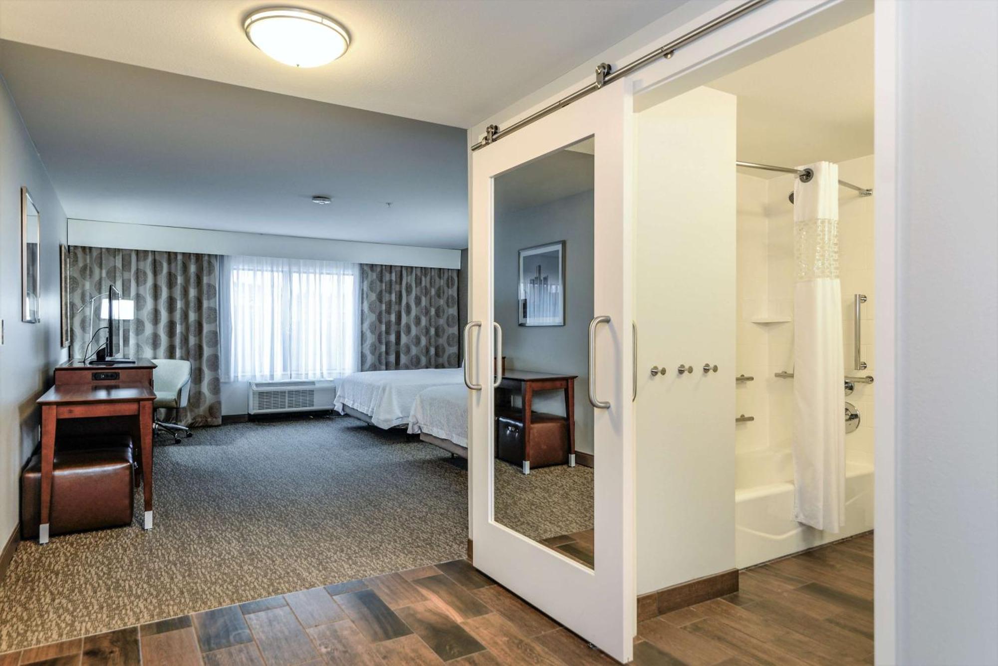 Hampton Inn Brighton Mi Exterior foto