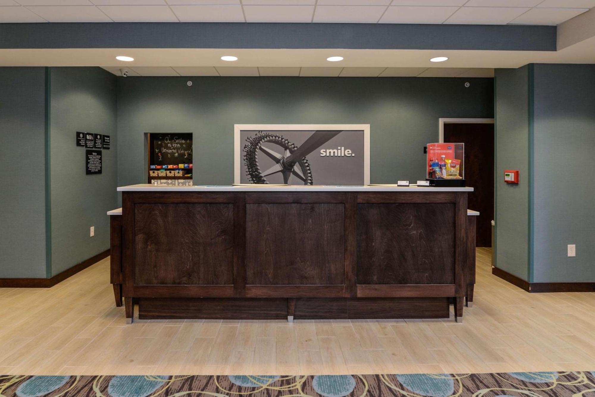 Hampton Inn Brighton Mi Exterior foto